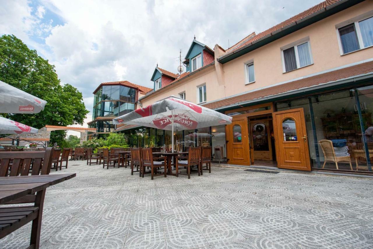 Hotel Rustikal Horní Cerekev Exterior photo